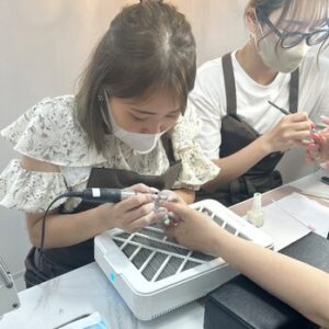 ネイルサロン